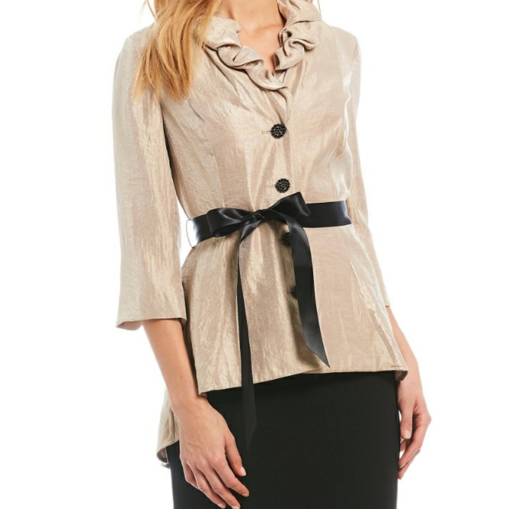NEW Adrianna Papell Puff Collar Jacket